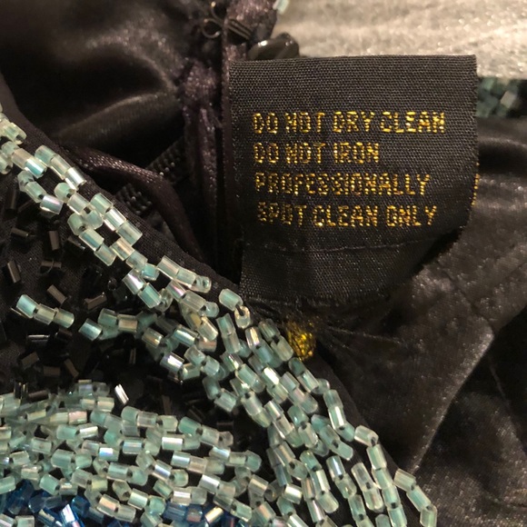 Riva Designs Dress - Picture 8 of 8